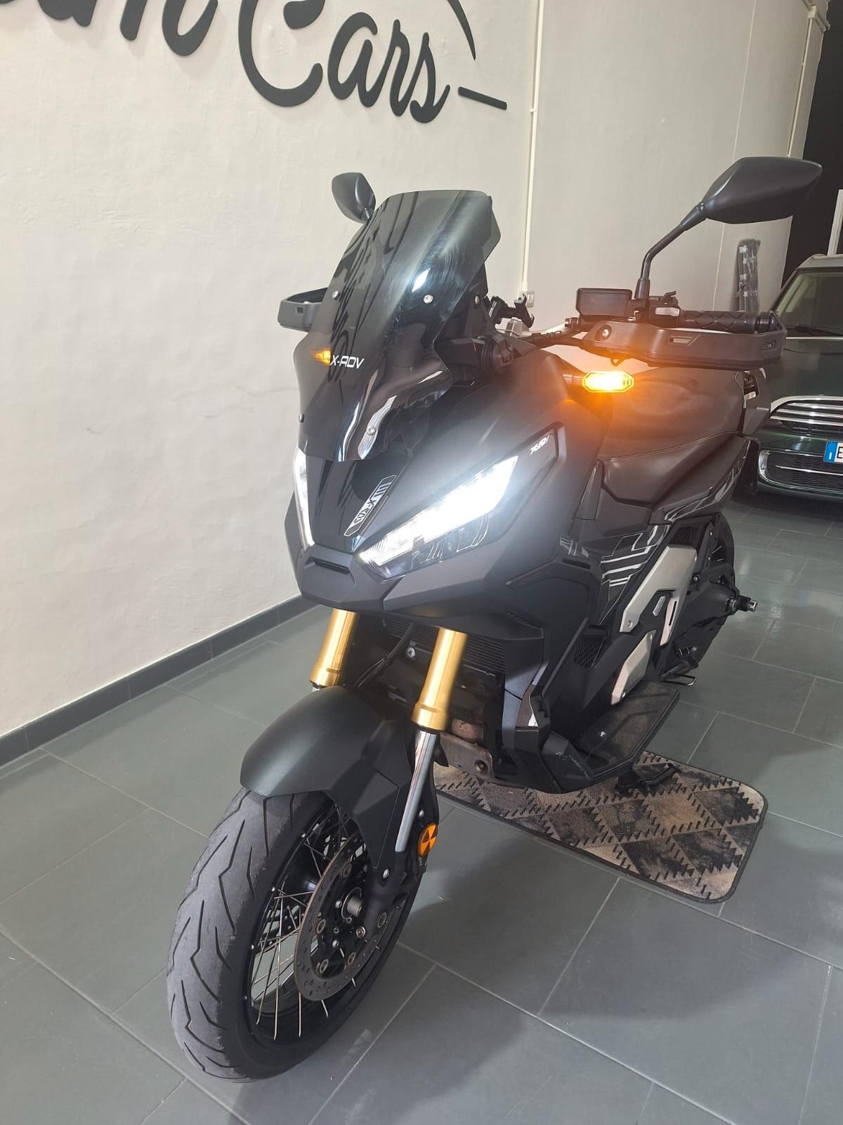 Honda X-ADV 750 2024