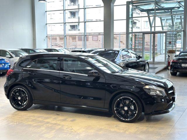 MERCEDES-BENZ A 180 d Sport - 18" - Telecamera - Carplay