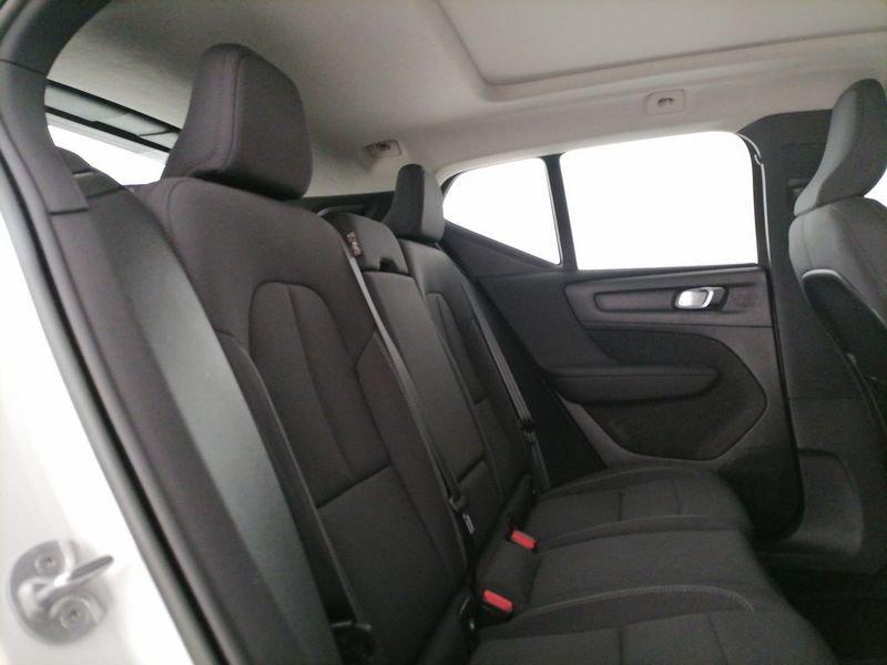 Volvo XC40 1.5 t3 Momentum 163cv my20