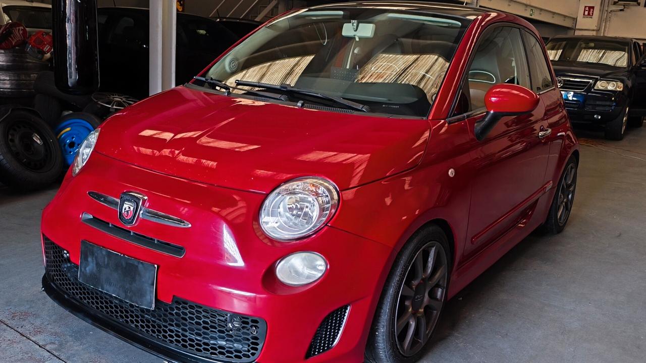 Fiat 500 allestimento Abarth