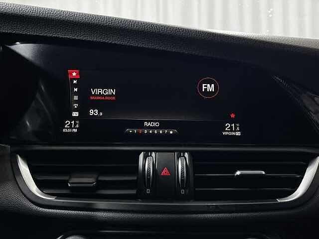 Alfa Romeo Giulia 2.2 Turbodiesel 210 CV AT8 AWD Q4 Veloce