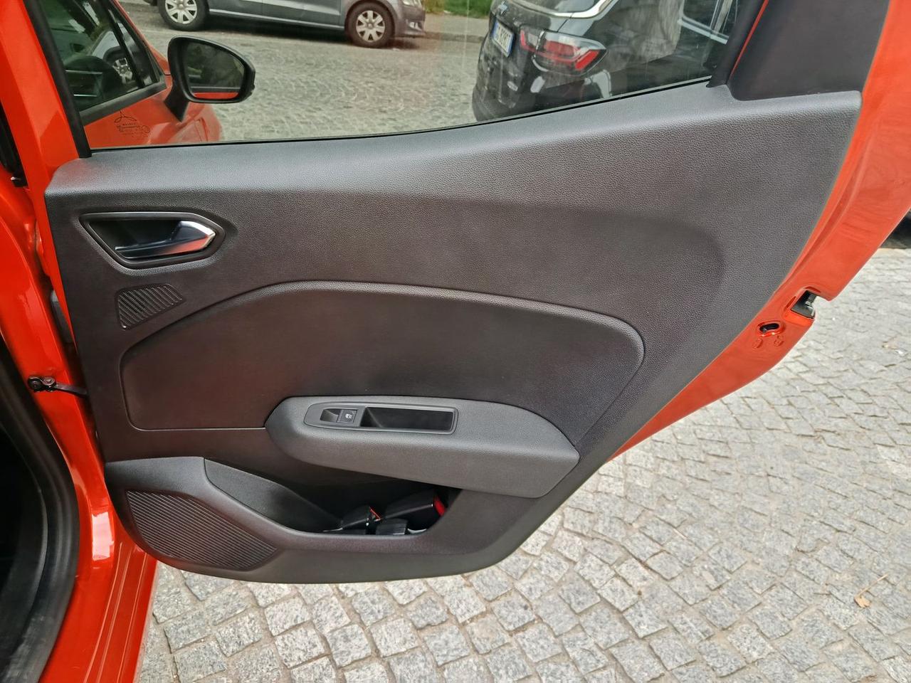Renault Clio Techno 1.0 ECO-G 100 #10371