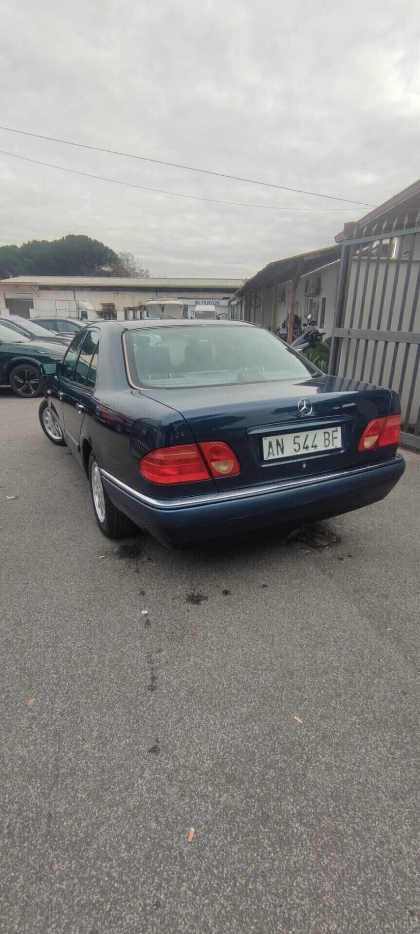 Mercedes-benz E 200 Cat Avantgarde