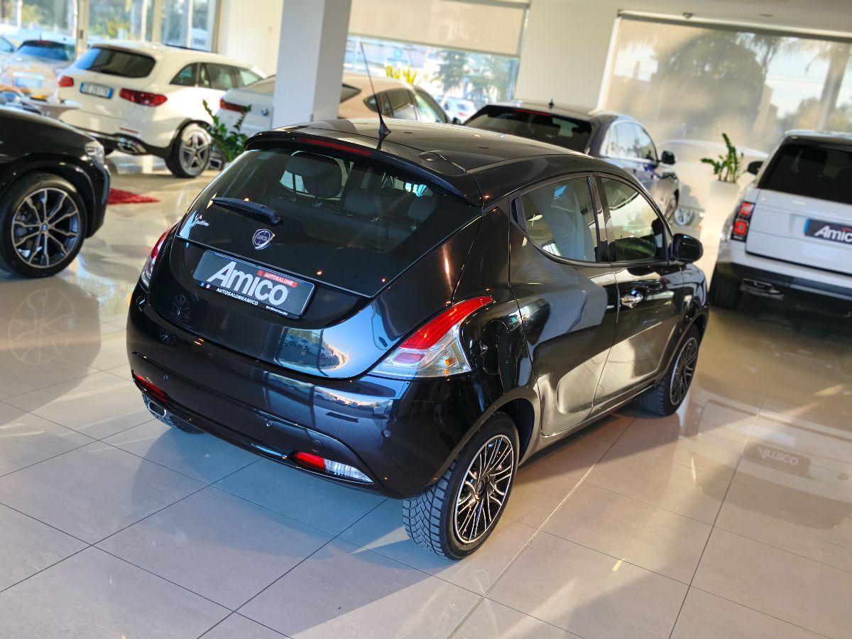 LANCIA Ypsilon 1.2 69 CV 5p. Platinum Black