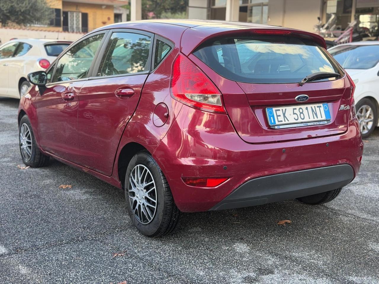 Ford Fiesta Ikon 1.4 TDCi 70CV 5 porte
