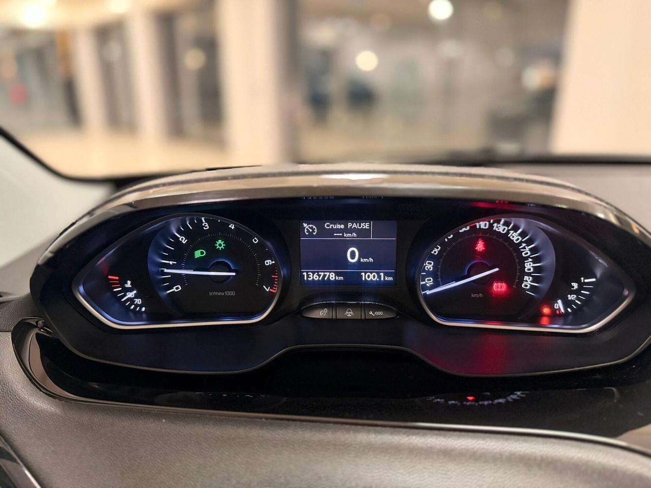 Peugeot 208 1.2 VTi 82 CV 5 porte Allure