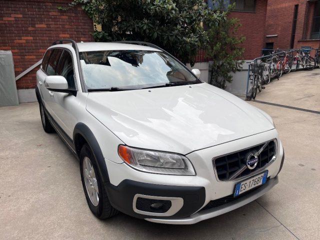 VOLVO XC70 D4 AWD Geartronic Momentum
