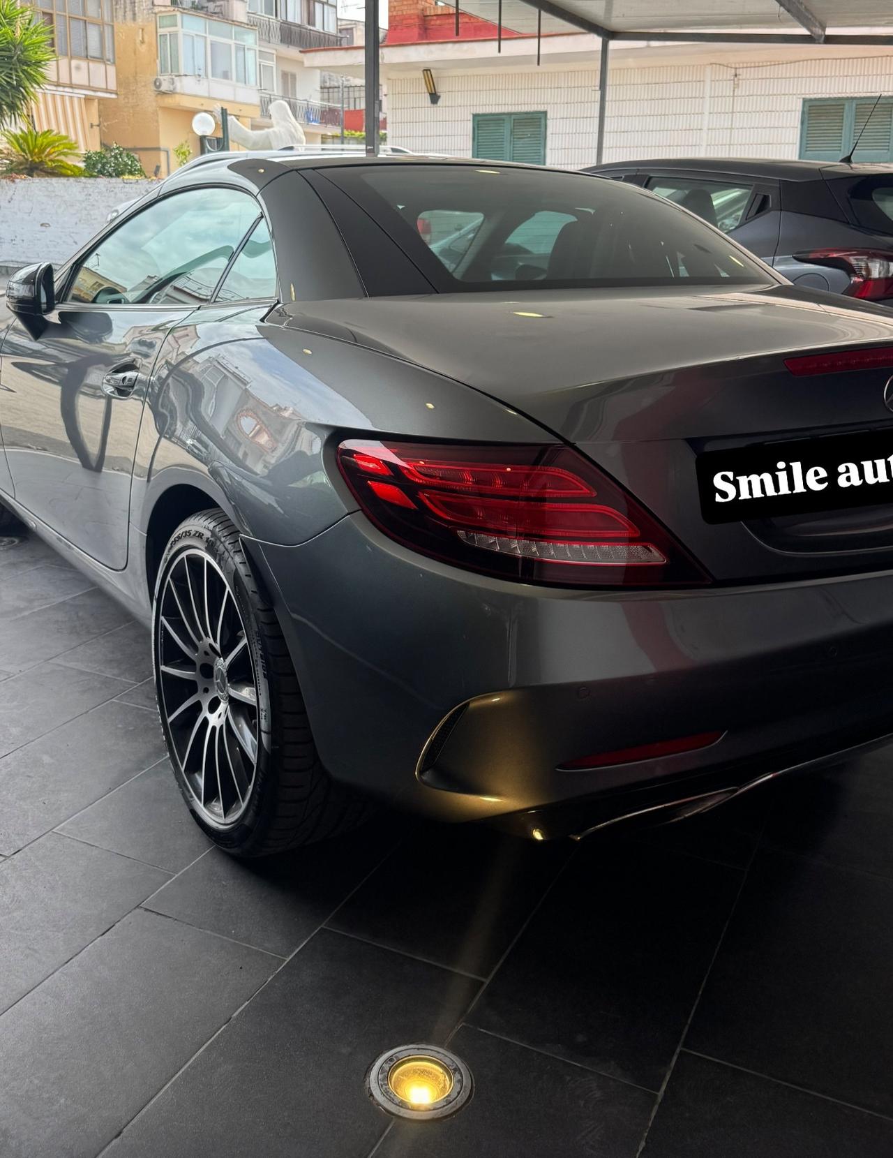 Mercedes-benz SLC 300 250 d AMG line