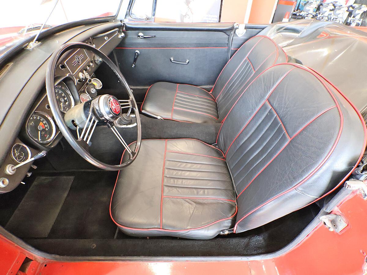 Mg MGB B ASI con CRS 1963