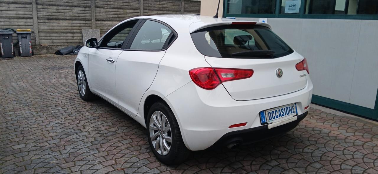 Alfa Romeo Giulietta 1.6 JTDm 120 CV neopatentati