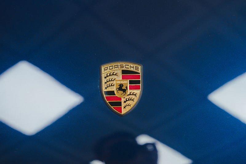 Porsche 911 PORSCHE 911 993 CARRERA 4