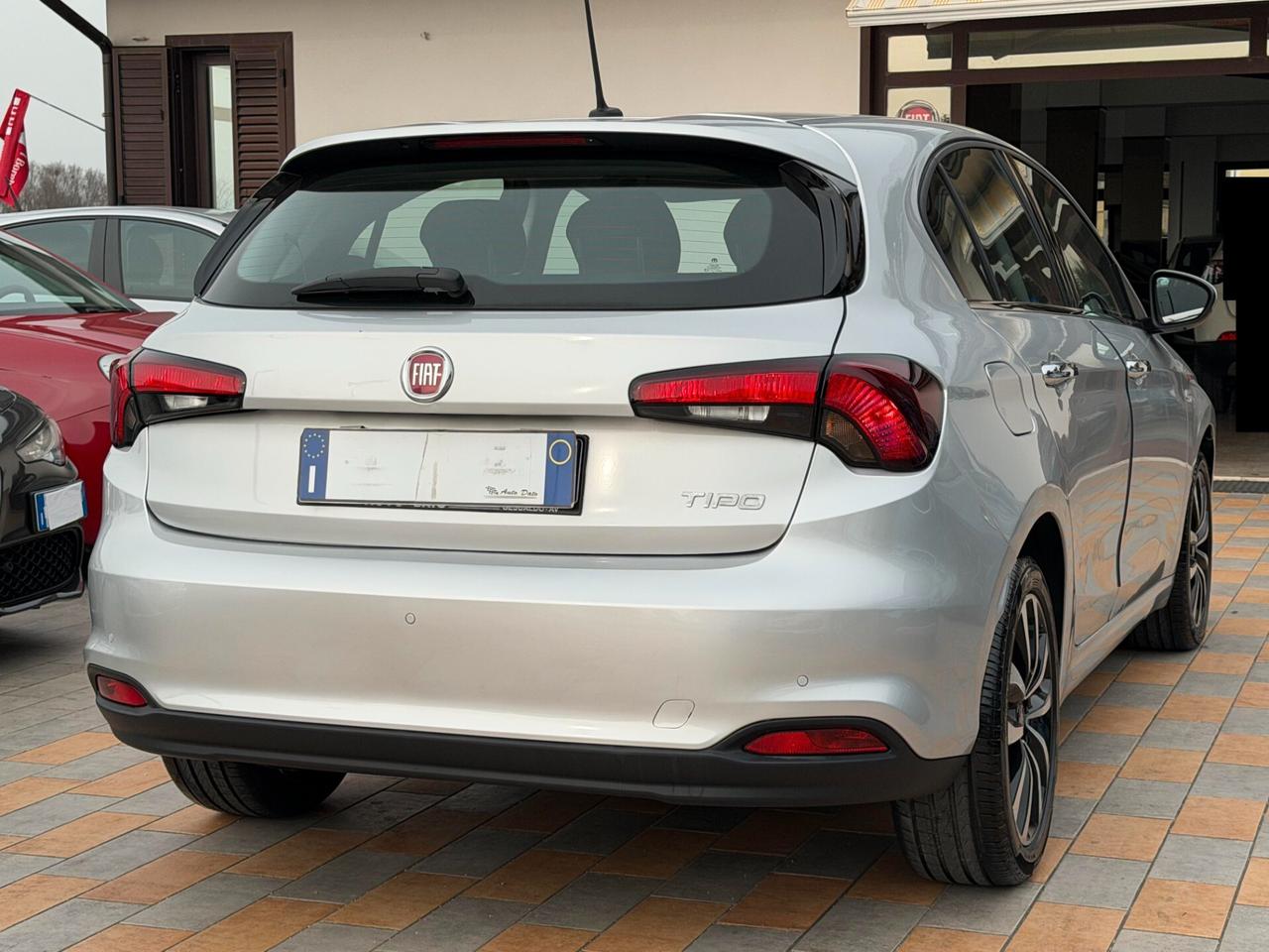 Fiat Tipo 1.6 M.JET 120 cv. 5 porte LOUNGE