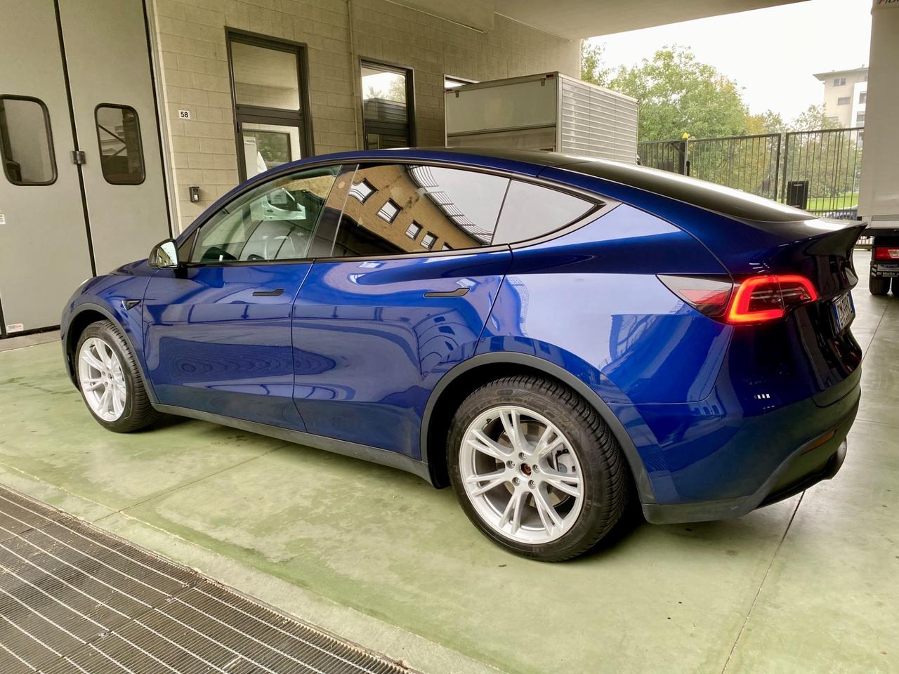 Tesla Model Y RWD Gancio Traino