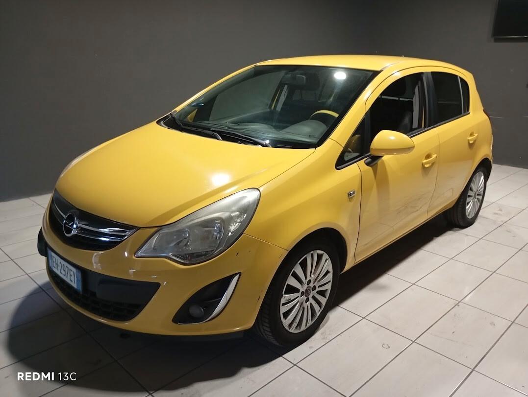 OPEL CORSA DEL 2011 BENZINA 100.000 KM