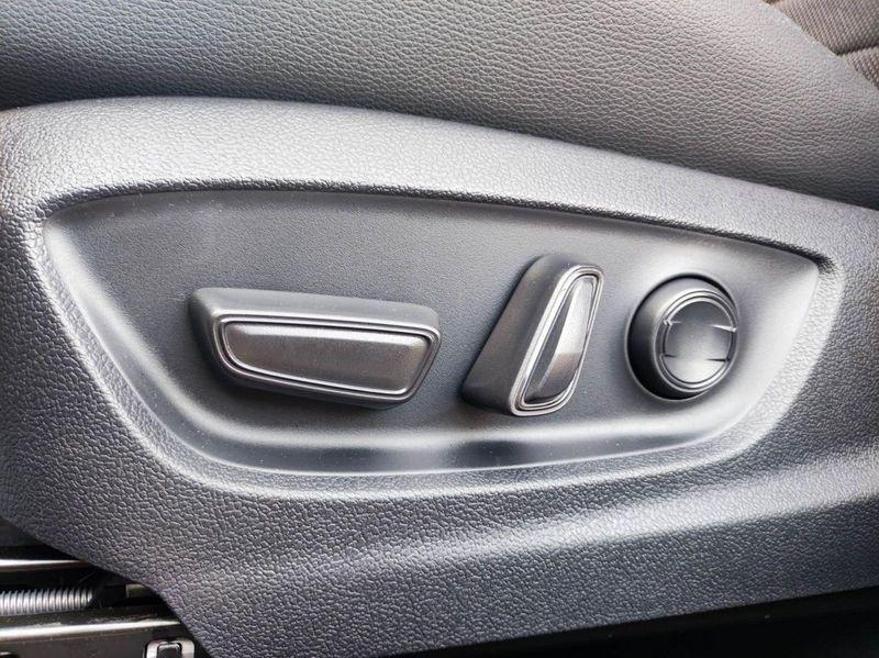 Toyota C-HR 2.0 PHEV Lounge