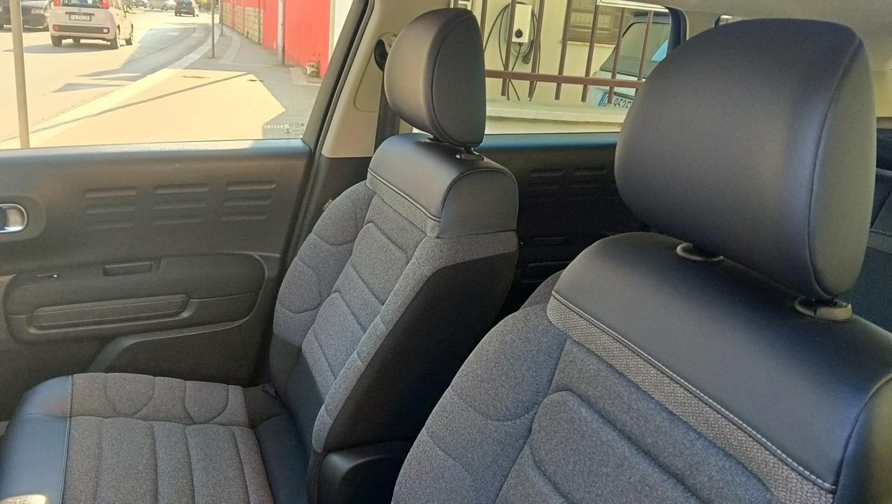 CITROEN C3 AIRCROSS 1.2 BENZ-NAVI-KM 49.000