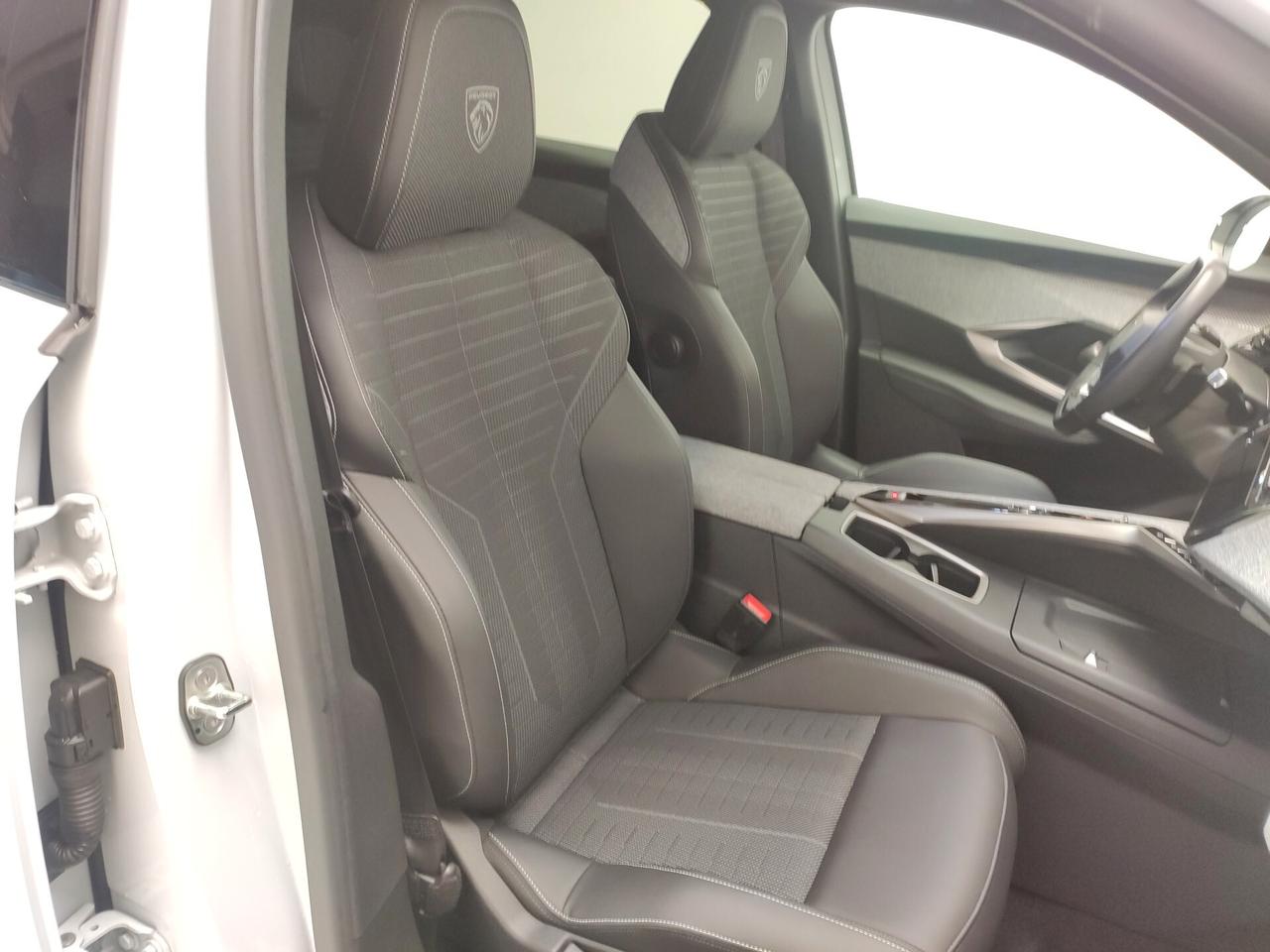Peugeot 3008 Hybrid 136 e-DCS6 GT