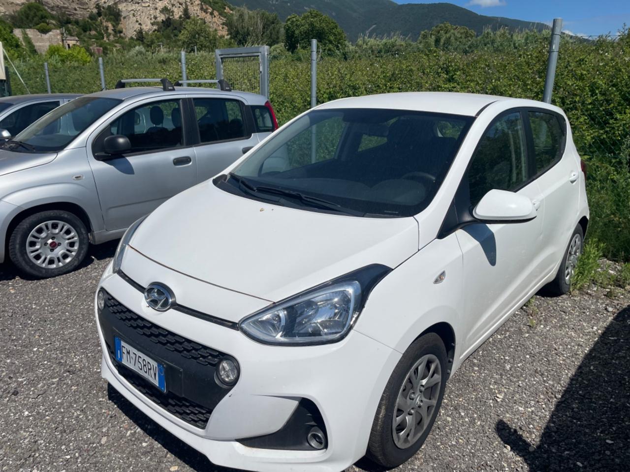 Hyundai i10 PER NEOPATENTATI