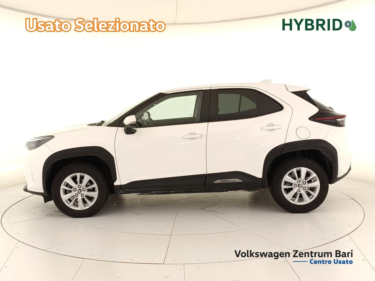 Toyota Yaris cross 1.5h business fwd 116cv e-cvt