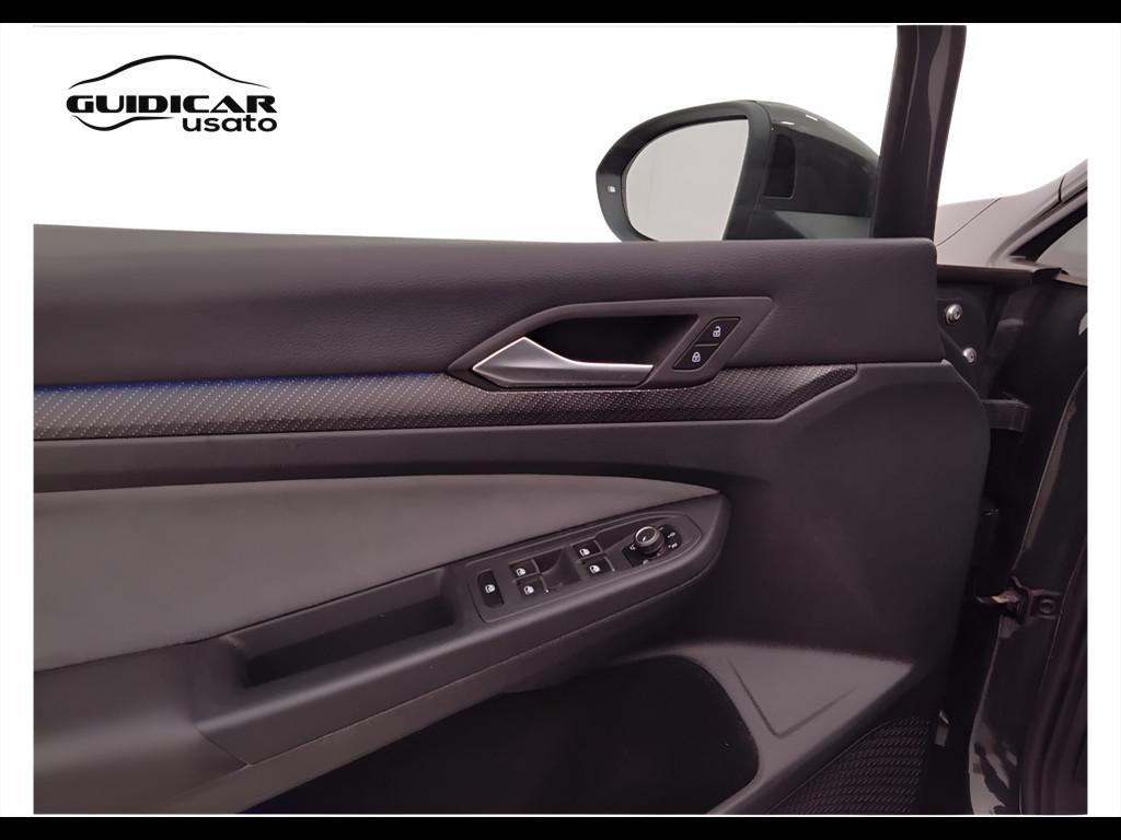 VOLKSWAGEN Golf VIII 2020 - Golf 2.0 tdi R-Line 150cv