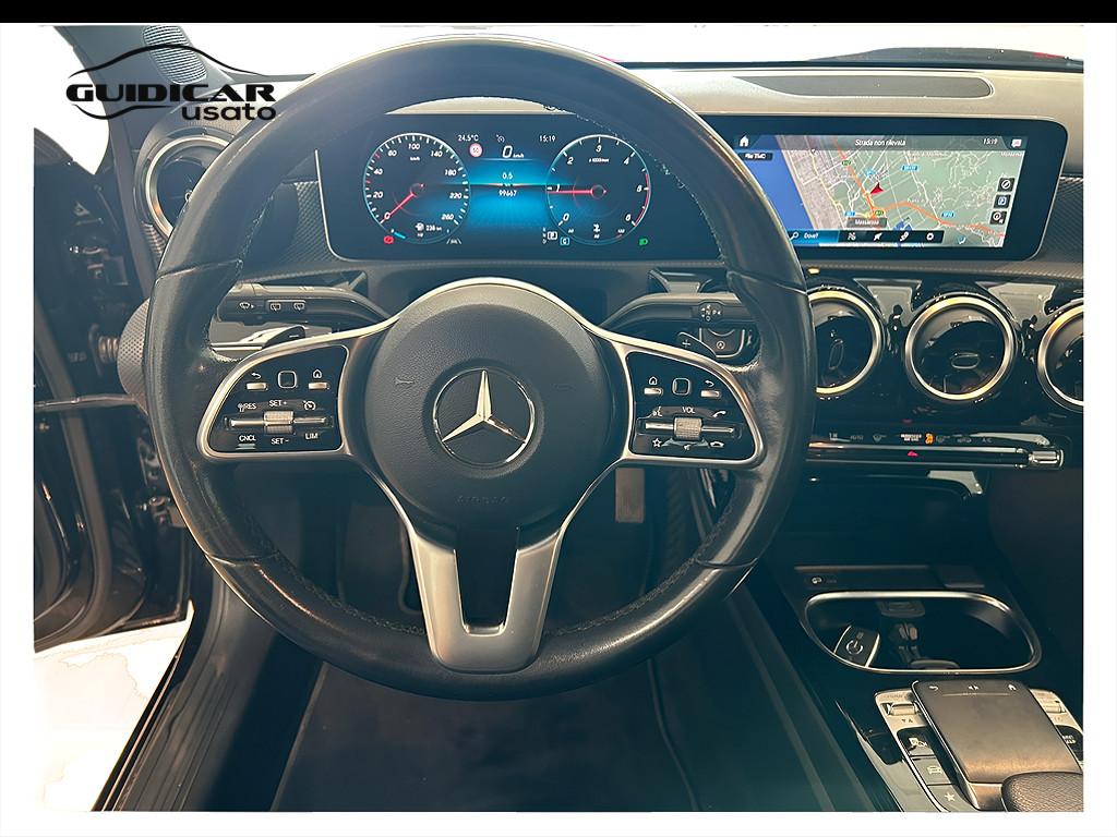 Mercedes-Benz Classe A - W177 2018 - A 180 d Sport Extra