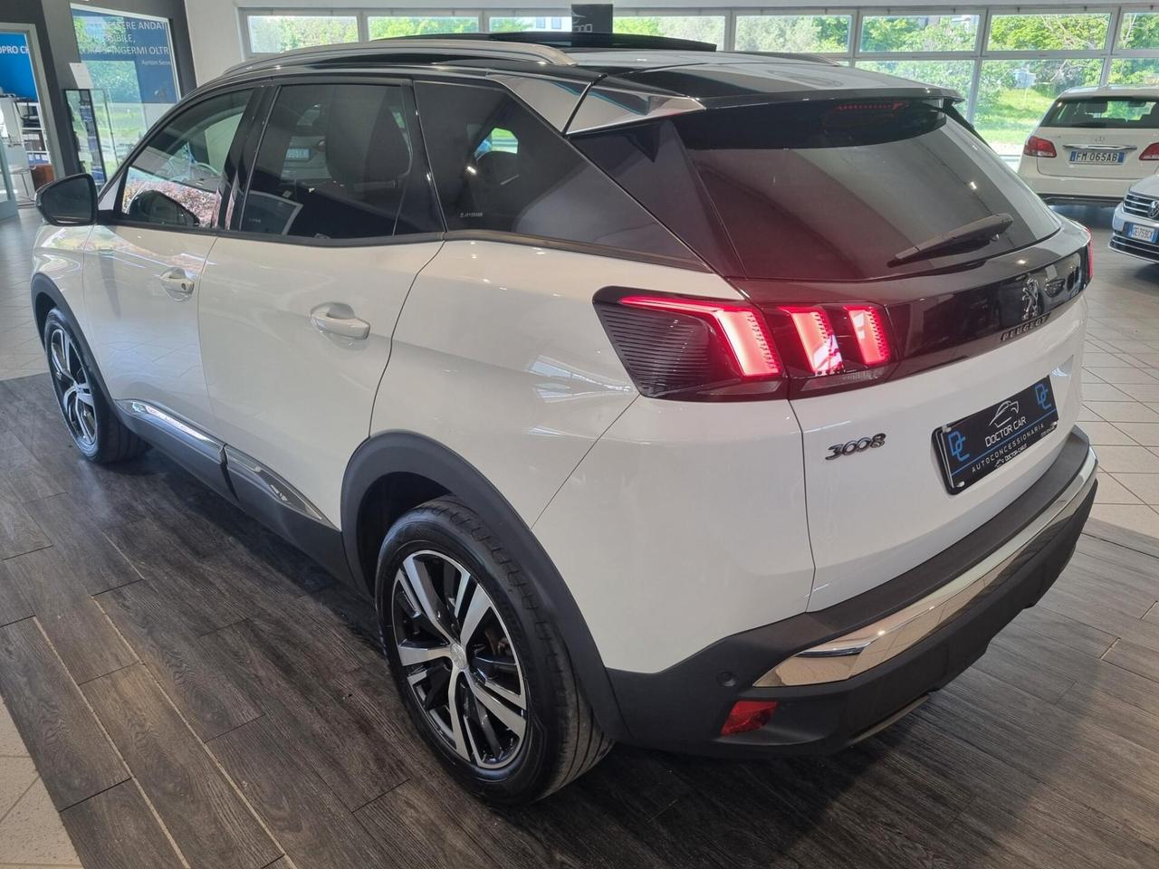 Peugeot 3008 BlueHDi 120 S&S Allure