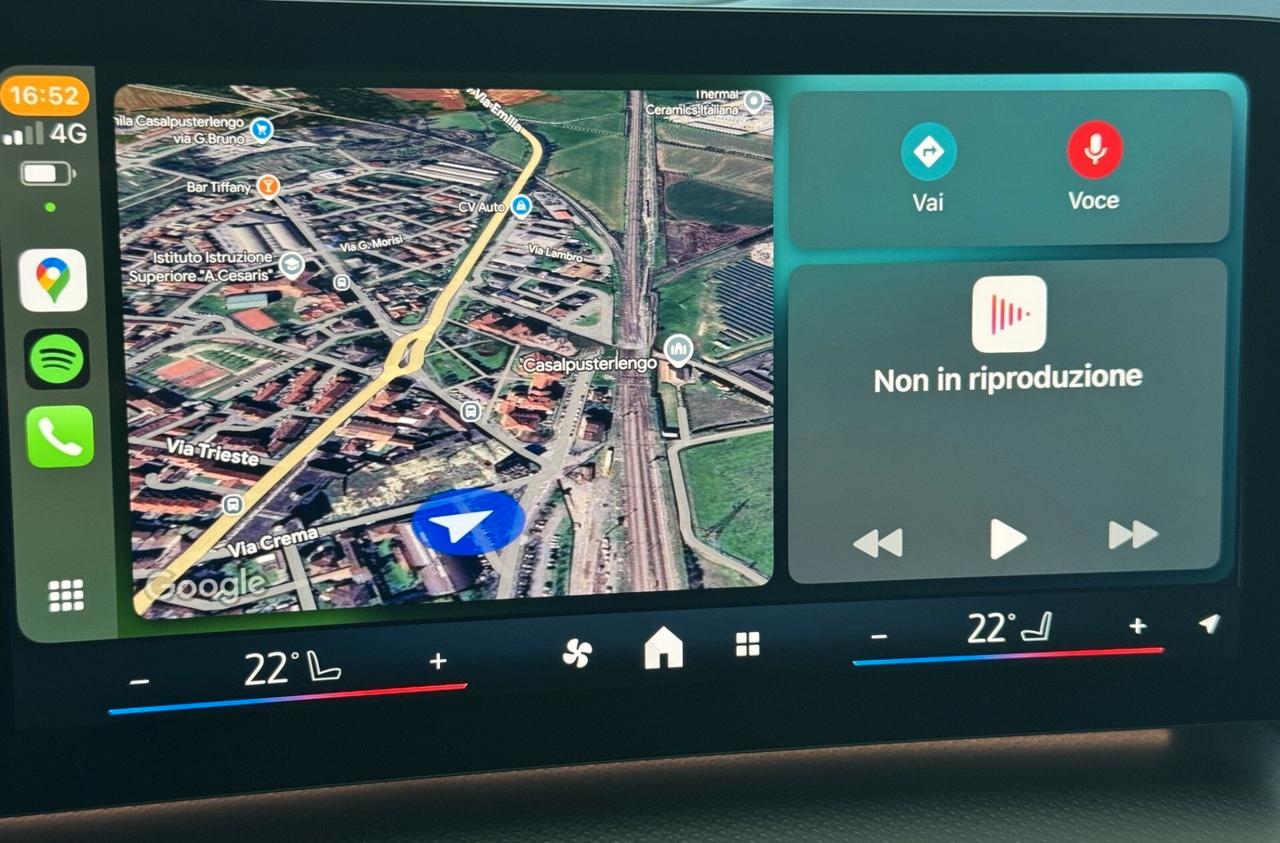 BMW X1 sdrive18i Advantage 136cv auto Led Navi 17" Neopat