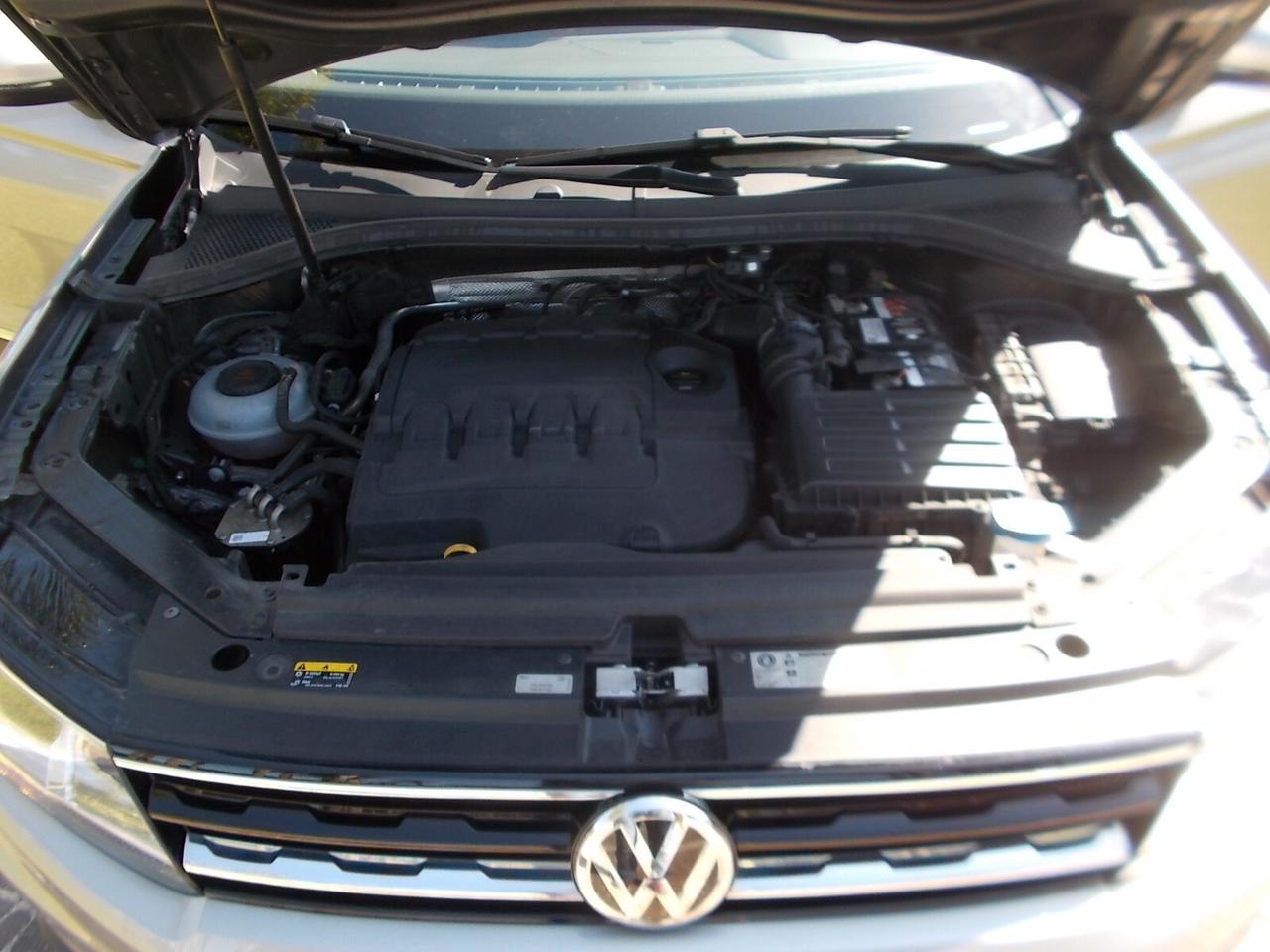 Volkswagen Tiguan 2.0 TDi DSG *FULL OPT* daVETRINA