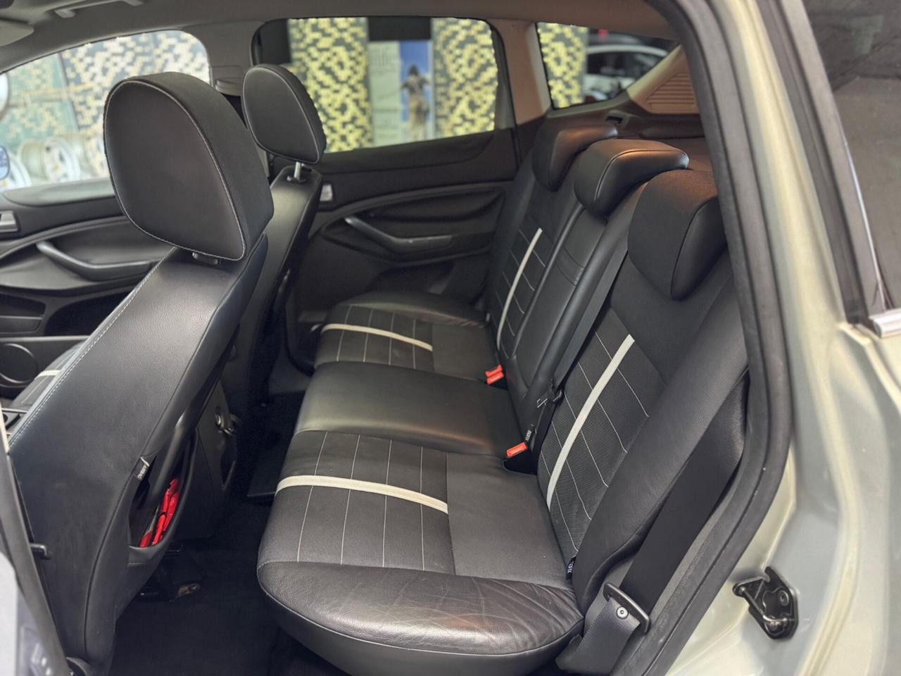 Ford Kuga 2.0 TDCi ADATTA NEOPATENTATI 136 CV 4WD Titanium DPF