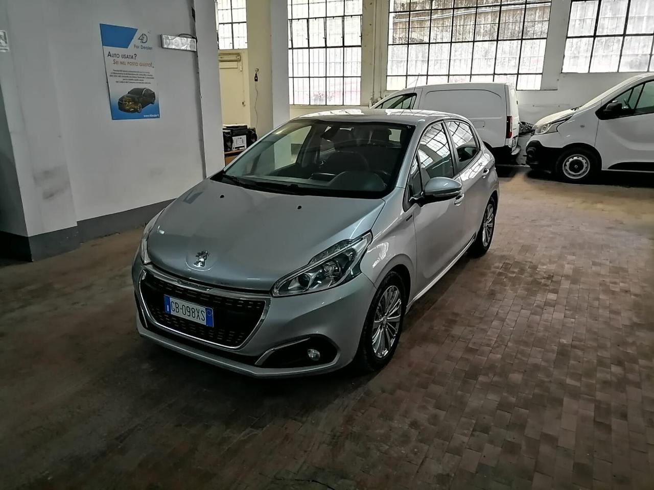Peugeot 208 1.2 vti 82cv 5p allure OK NEOP