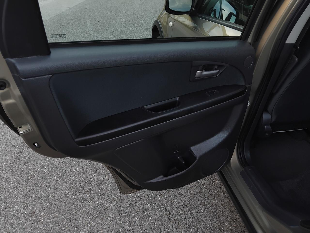 Fiat Sedici 1.9 MJT 4x4 Emotion