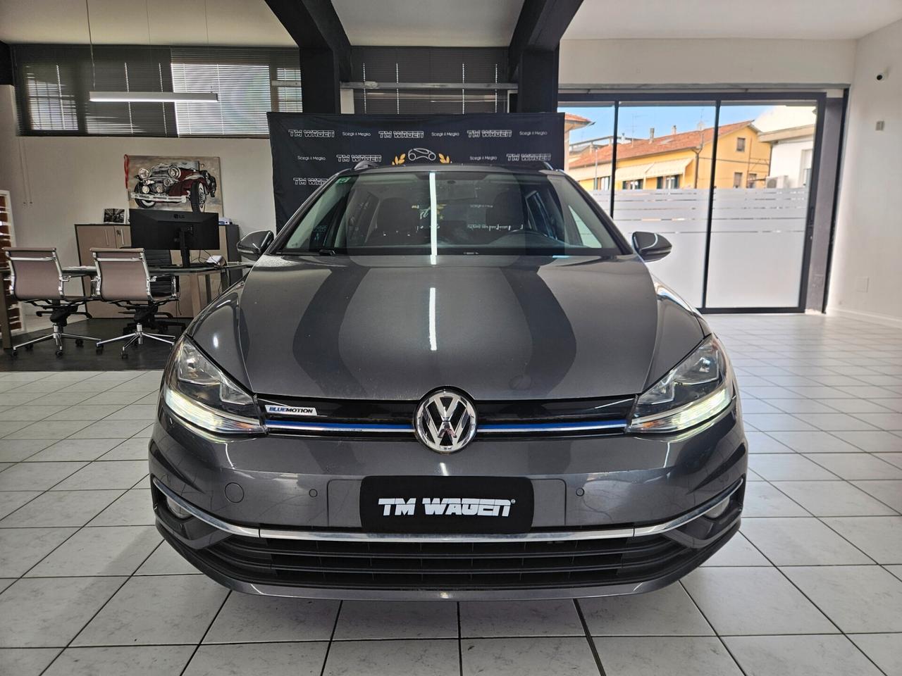 Volkswagen Golf Variant 1.4 tgi Business 110cv