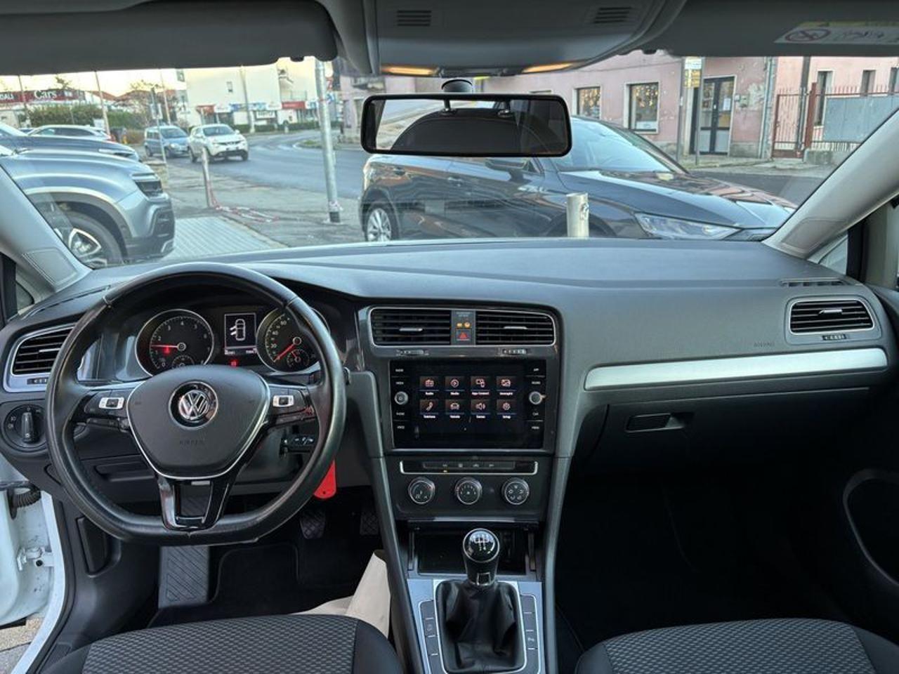 Volkswagen Golf 1.0 TSI 85 CV 5p. Trendline BlueMotion Technology