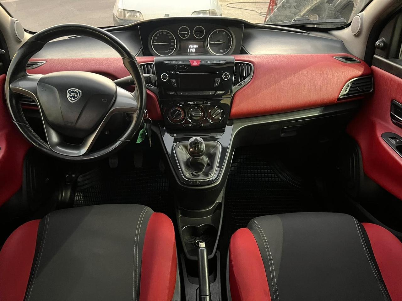 Lancia Ypsilon 1.3 MJT 95 CV