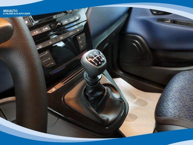 LANCIA Ypsilon Hybrid 1.0 FireFly 70cv 5 Porte Gold EU6 KM Ø