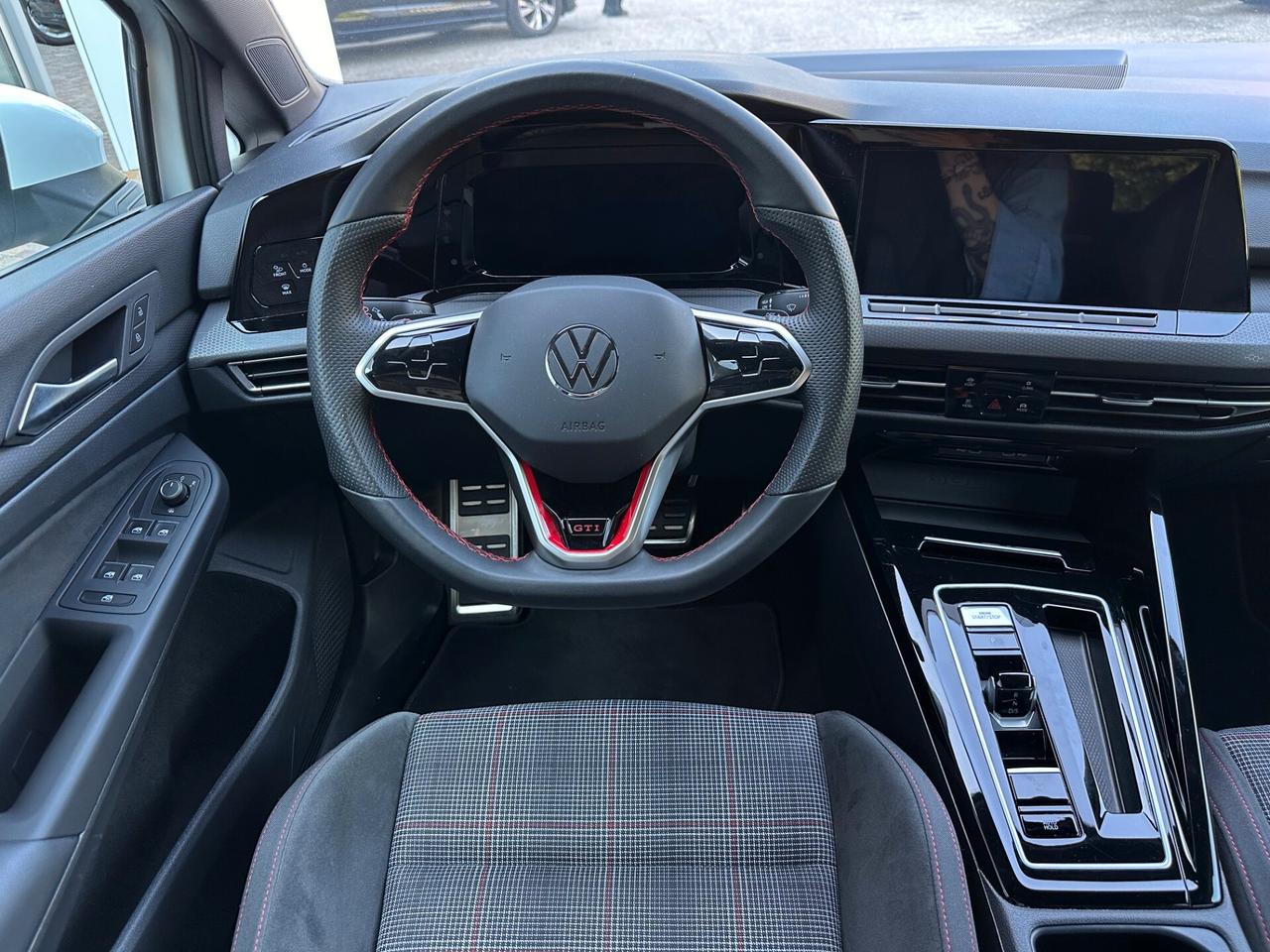 Volkswagen Golf GTI 2.0 TSI DSG
