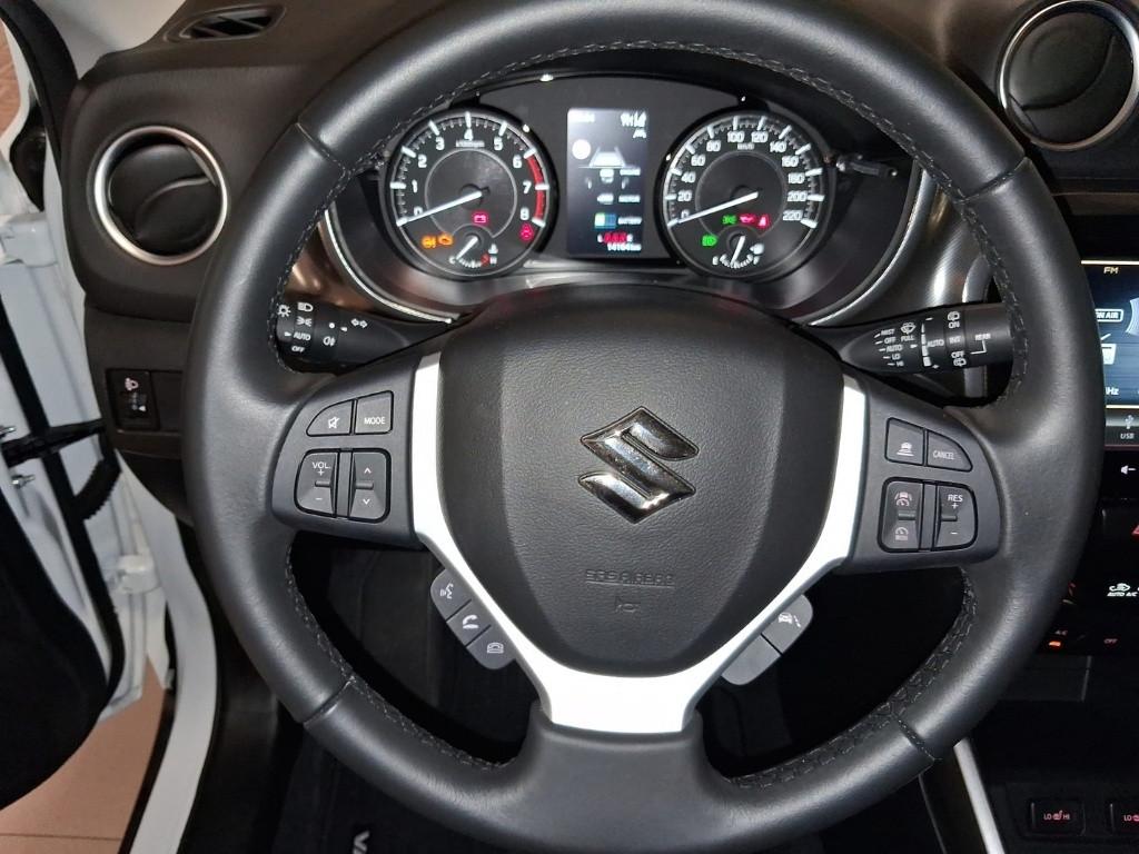 SUZUKI Vitara (2015) - Vitara 1.4 Hybrid Cool