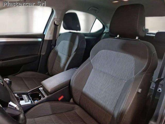 SKODA Superb Berlina 2.0 tdi Executive 150cv my17 - FK087YA