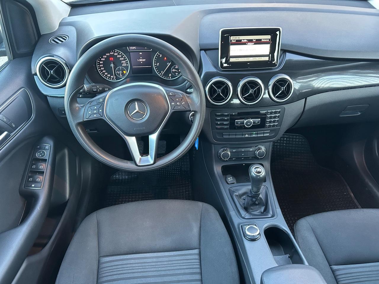 Mercedes-benz B 180 1.5 Diesel 110 cv 2014