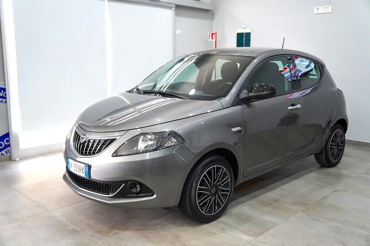 Lancia Ypsilon 1.0 HYBRID 70cv GOLD - 5° POSTO