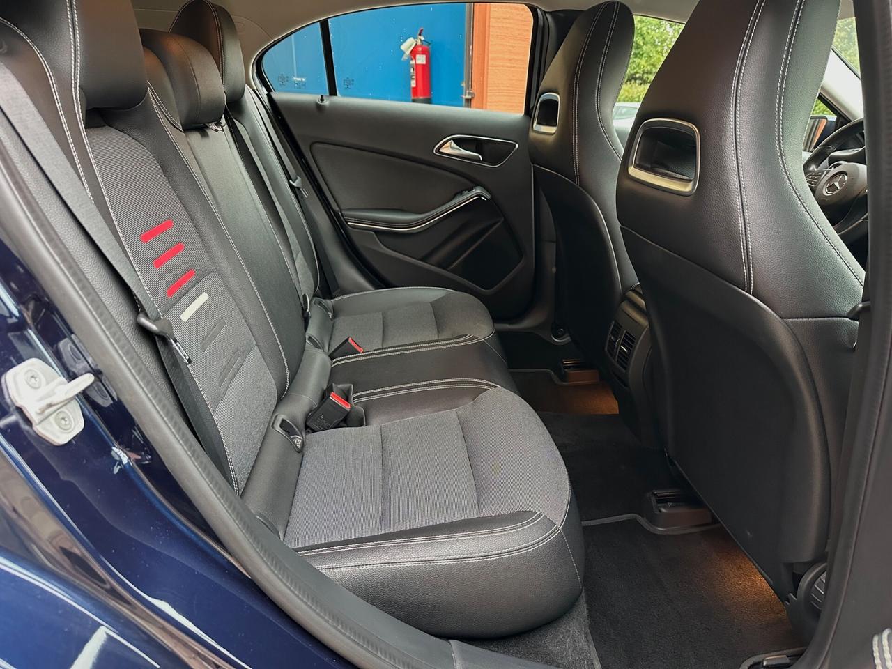 Mercedes-benz A 180d Premium OK NEOPATENTATO