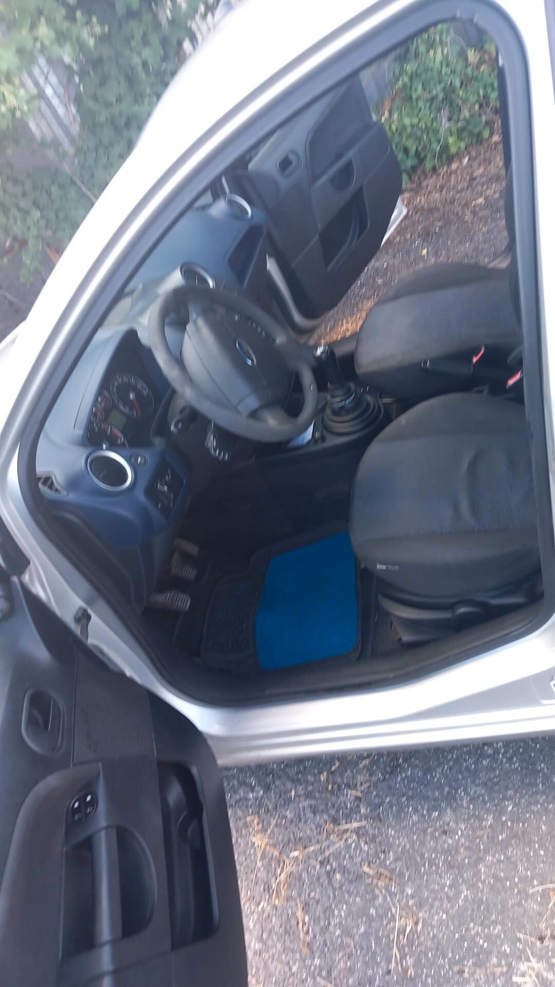 Ford Fiesta 1.4 TDCi 5p. Titanium