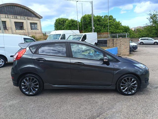 FORD Fiesta 1.5 TDCi 75CV 5 porte ST-Line
