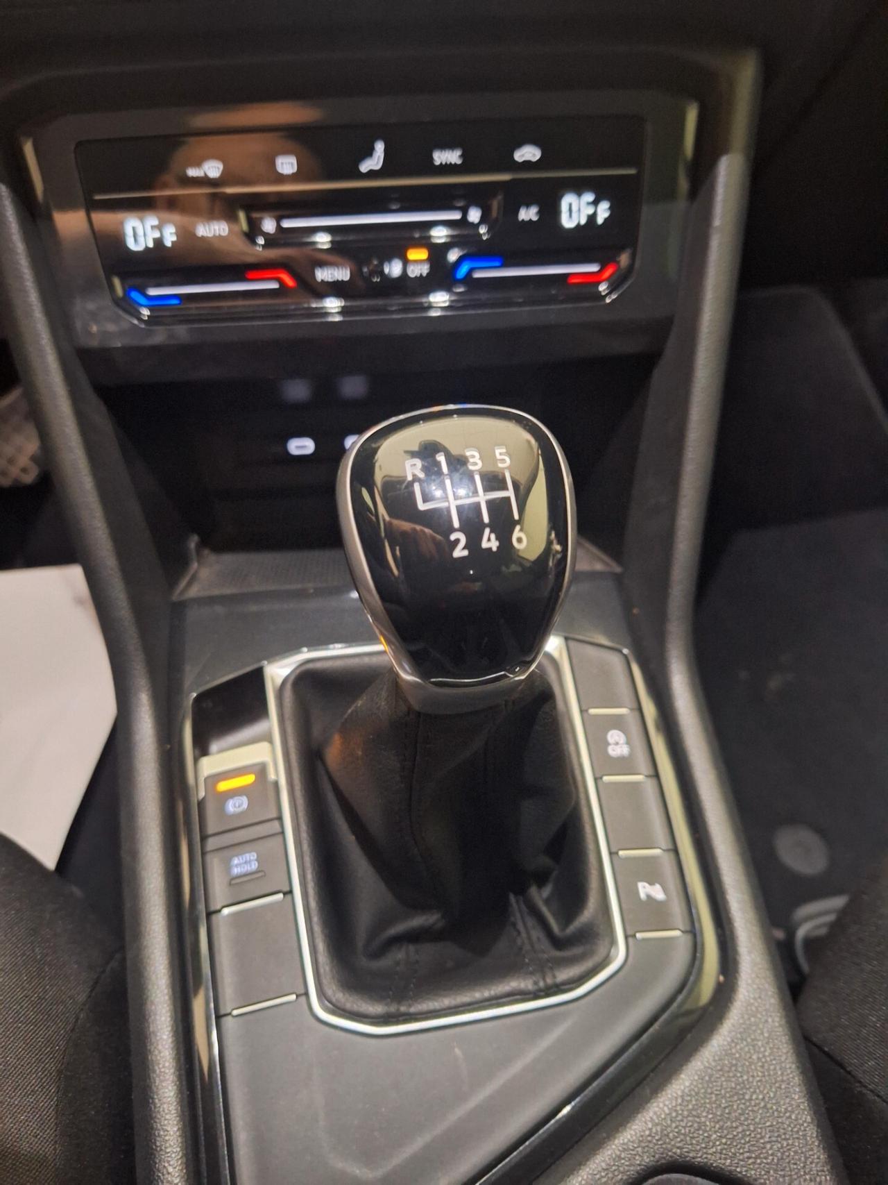 Volkswagen Tiguan 1.5 TSI ACT Life - 1064