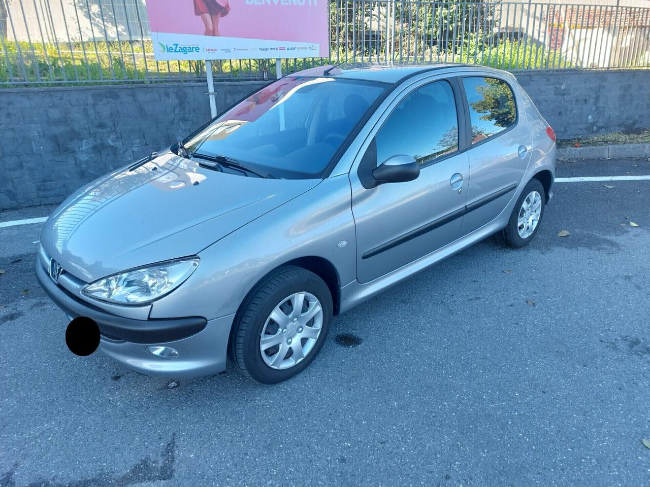 Peugeot 206 benzina come nuova