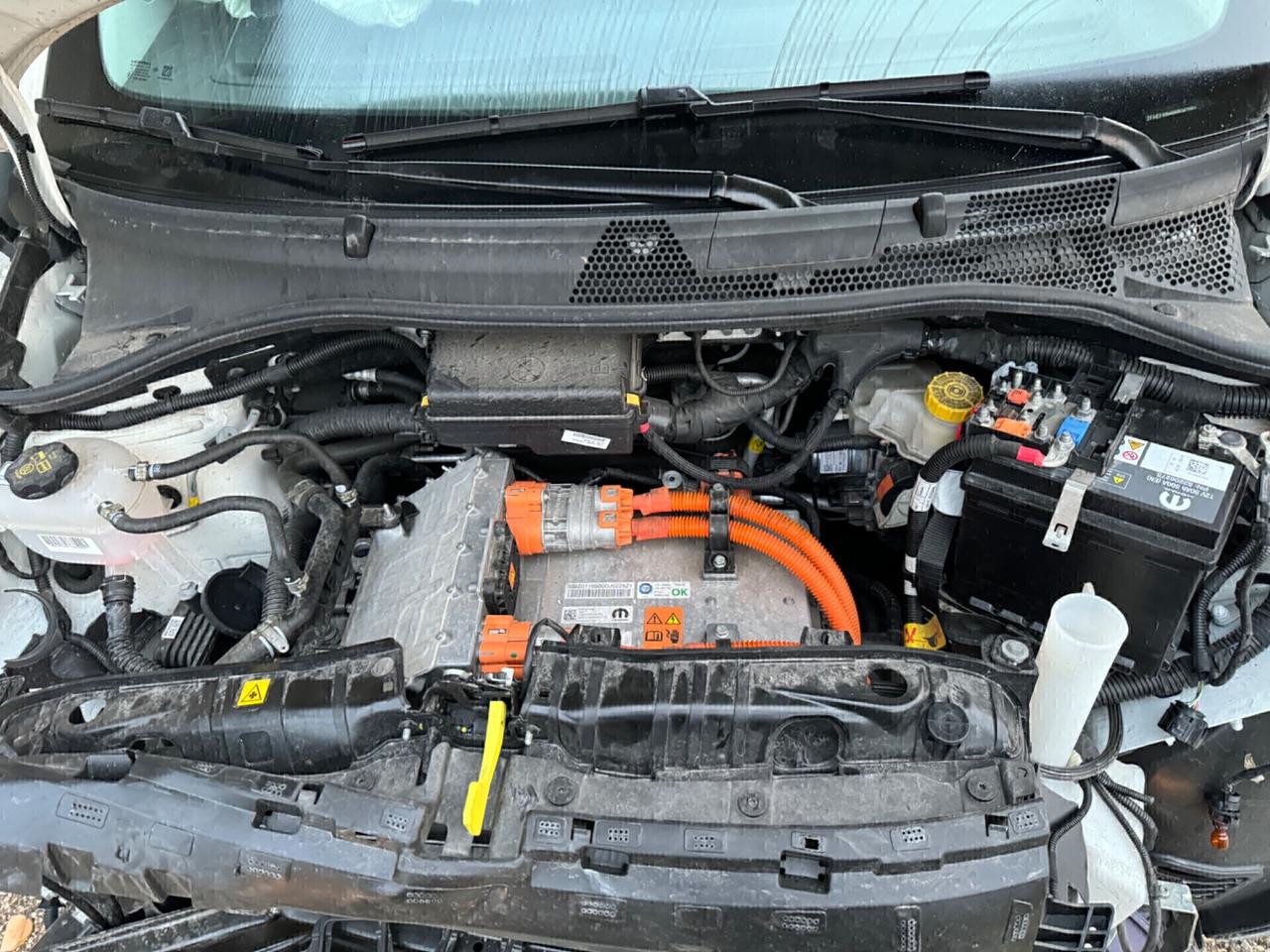 Fiat 500 500e Berlina 42 kWh La Prima
