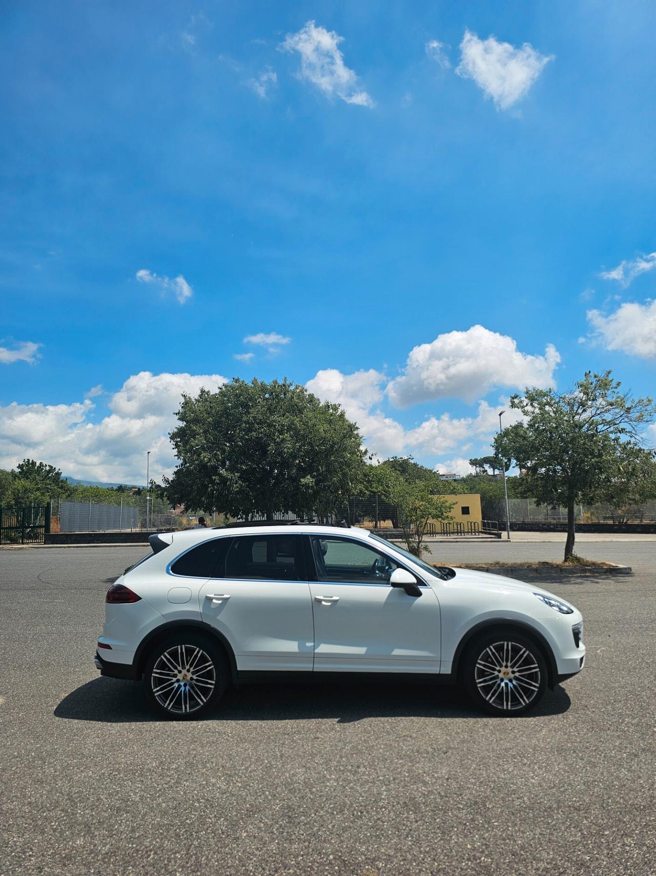Porsche Cayenne 3.0 Diesel Platinum Edition Tetto Apribile EURO6