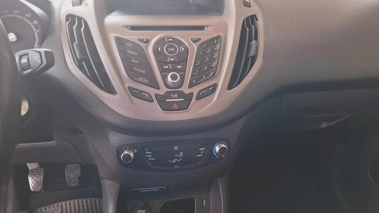 Ford Tourneo Courier 1.5 TDCI 75 CV Plus
