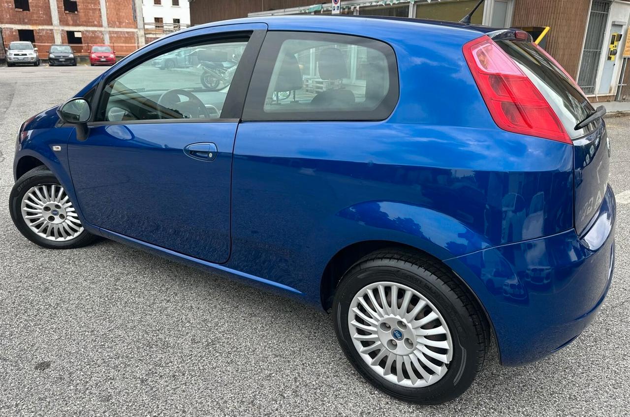 Fiat Grande Punto 1.3 MJT 75 CV 3 porte Dynamic
