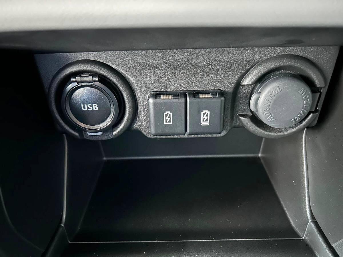 Suzuki Swift 1.2h Top 2wd 82cv CVT